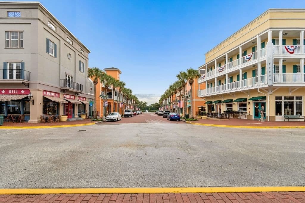 600 MARKET 2