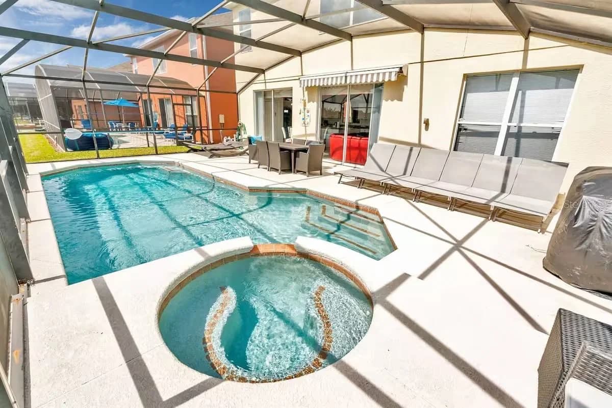 182 HIDEAWAY BEACH 4