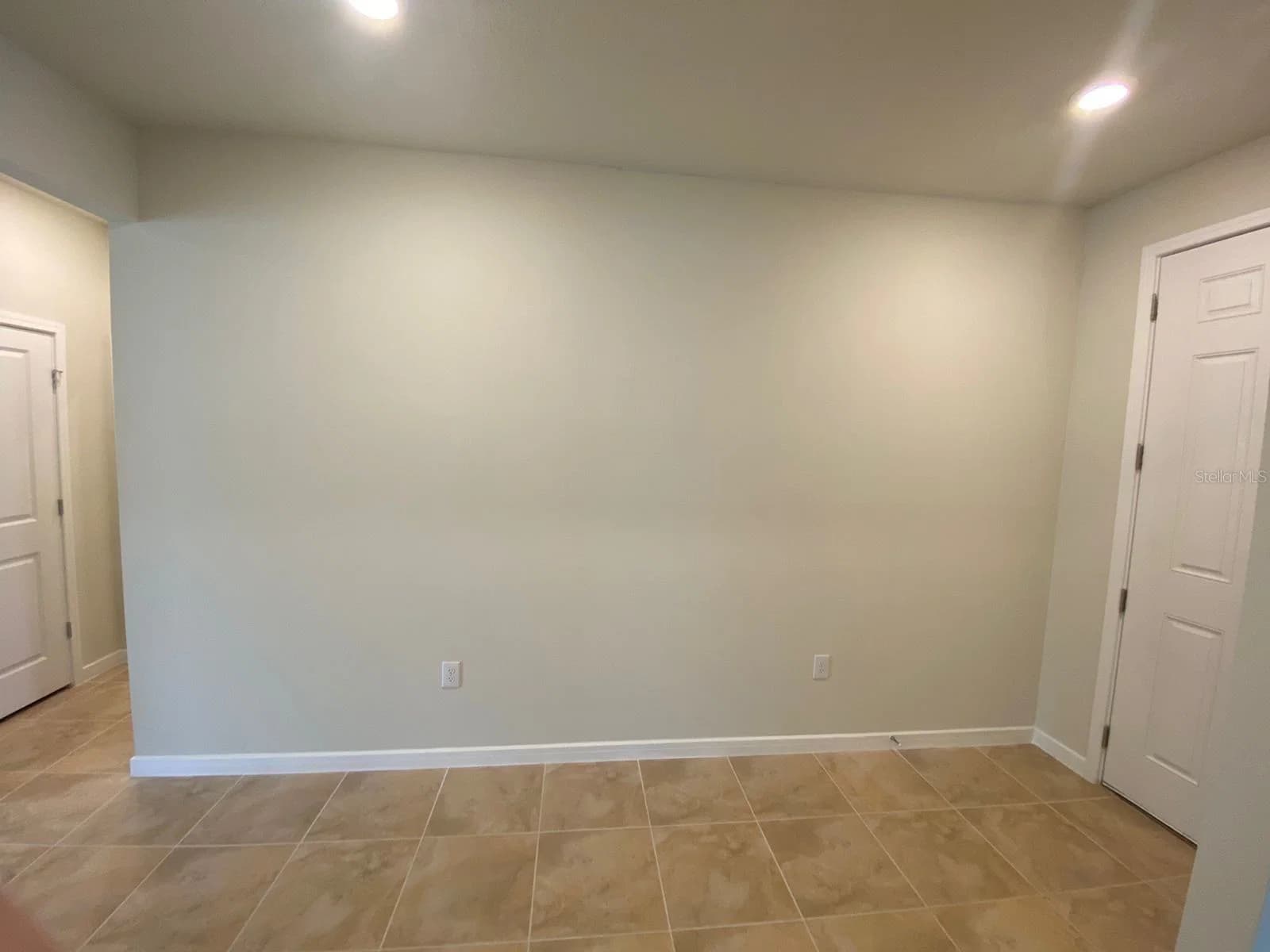 5060 SPARKLING WATER WAY 5