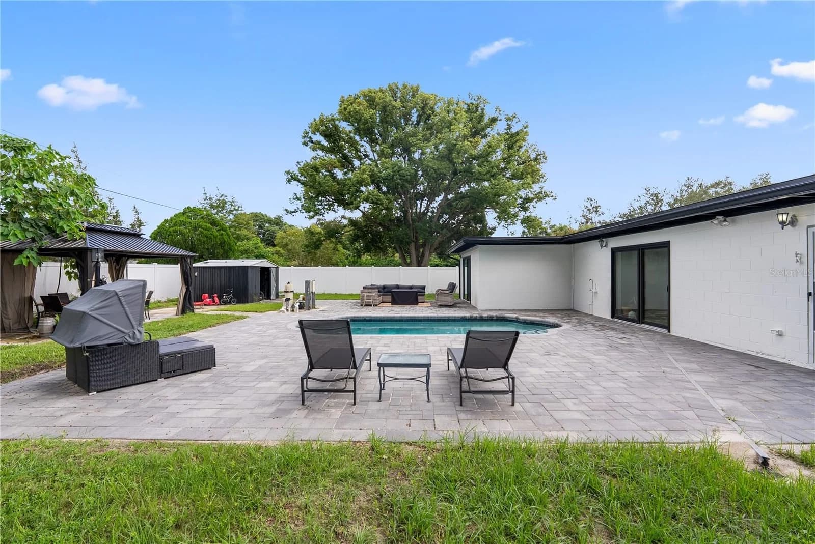 1307 BALTIMORE Drive, Orlando, FL 32810 2