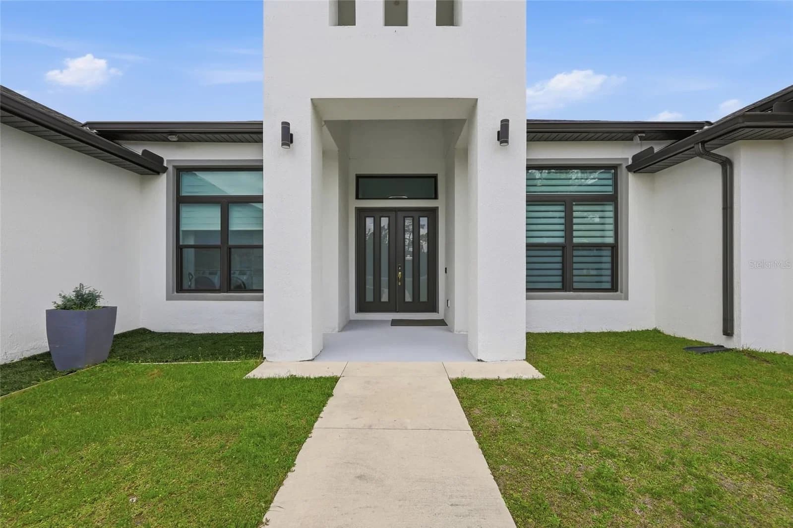 5700 BANCROFT Boulevard 5