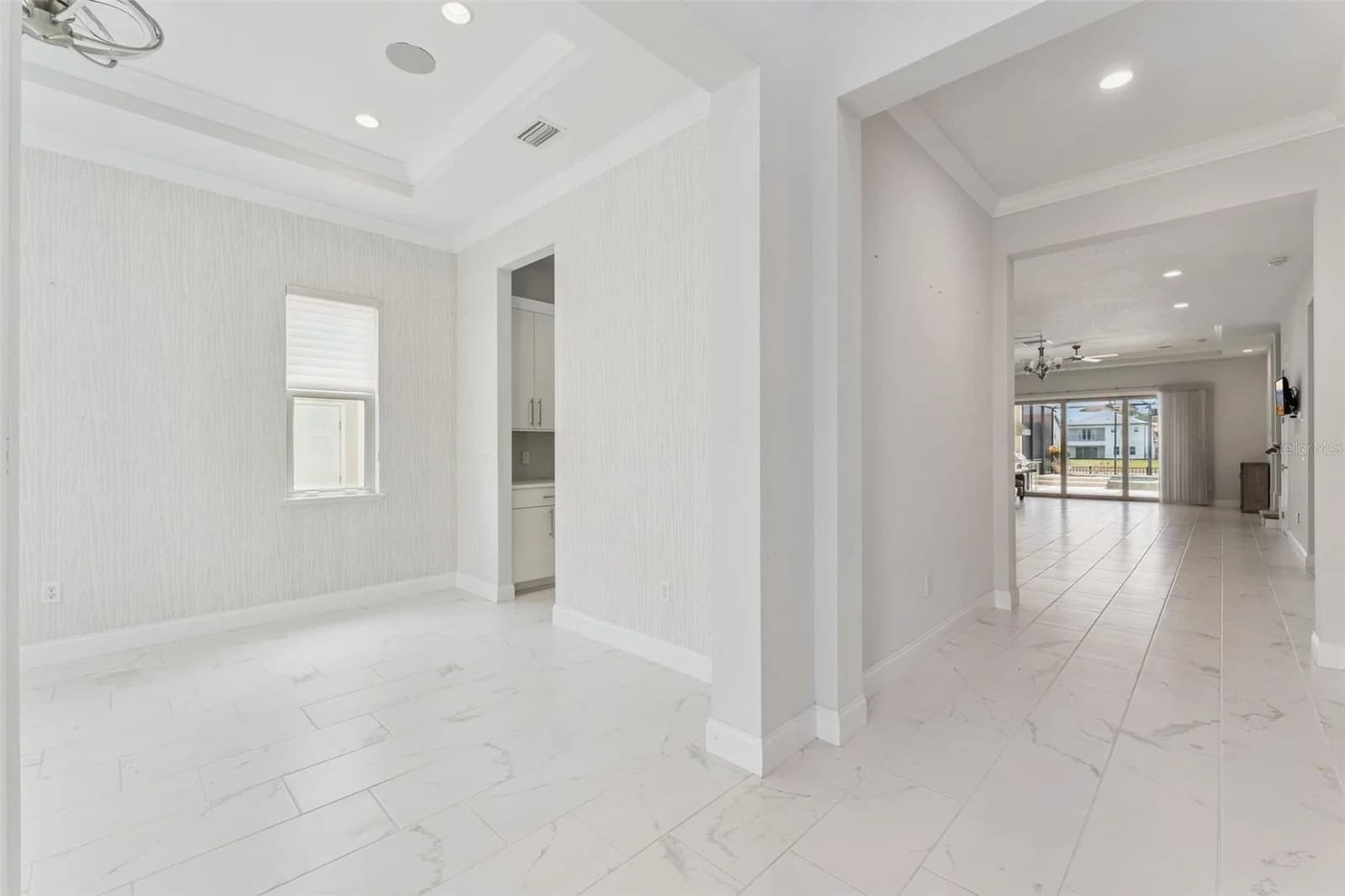 10763 ROYAL CYPRESS 4
