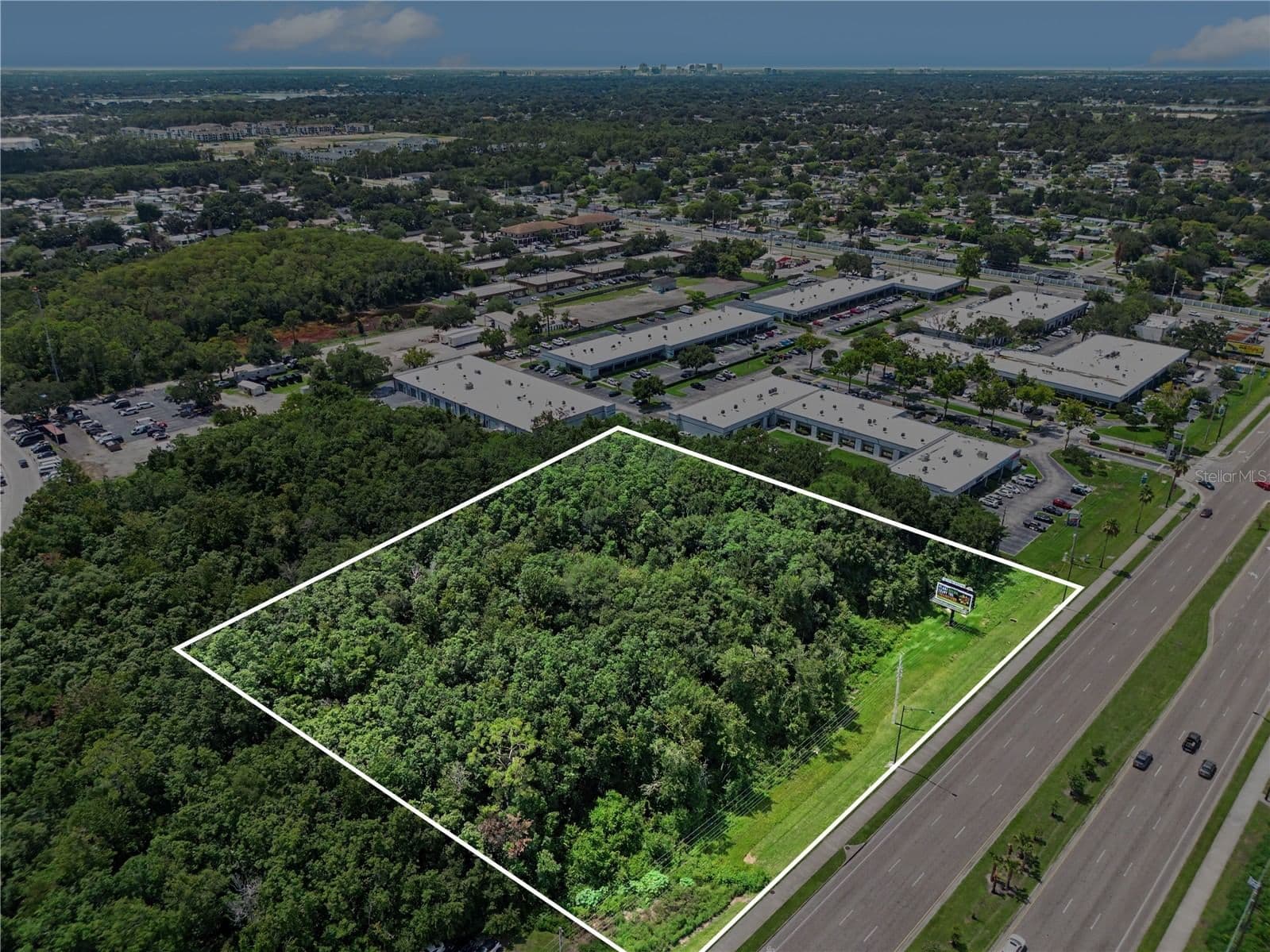 6000 SEMORAN, Orlando, FL 32822