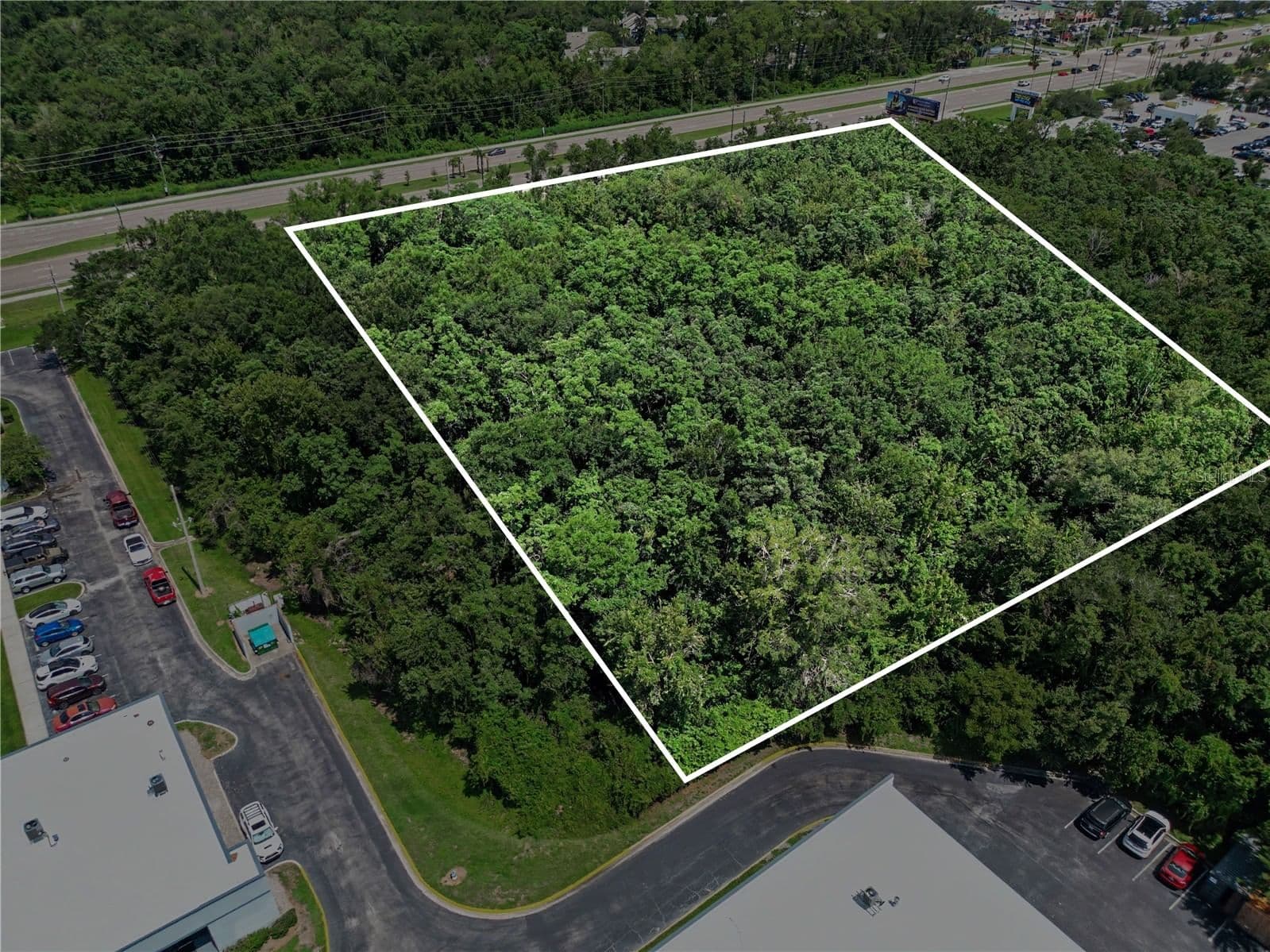 6000 SEMORAN, Orlando, FL 32822 2