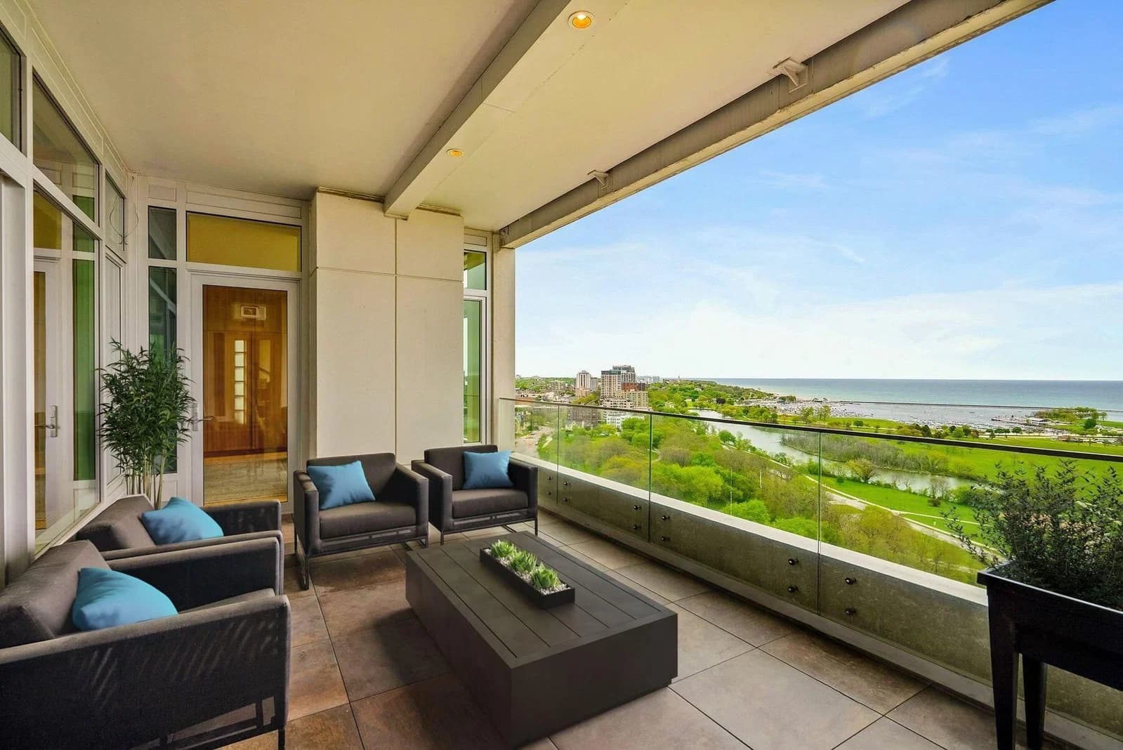 825 Prospect Ave 5