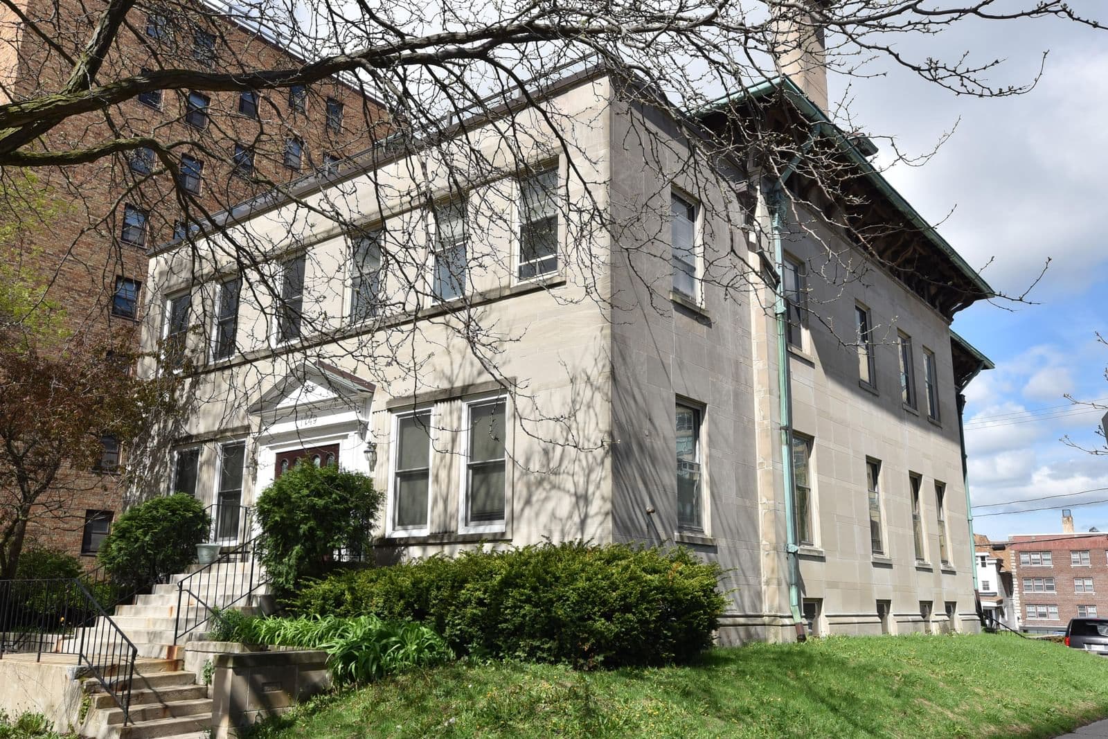 1749 Prospect 2