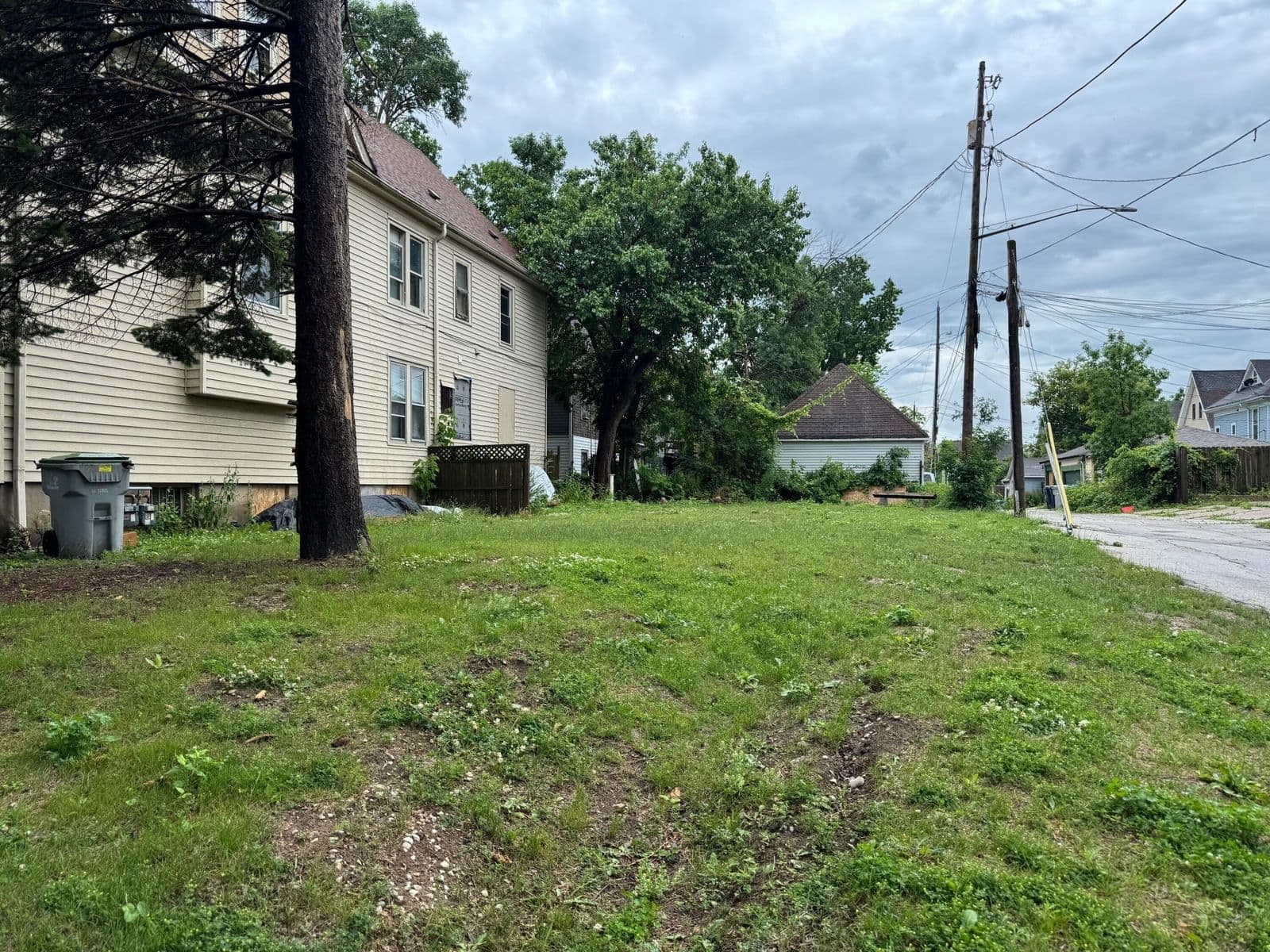 3215 Michigan 3