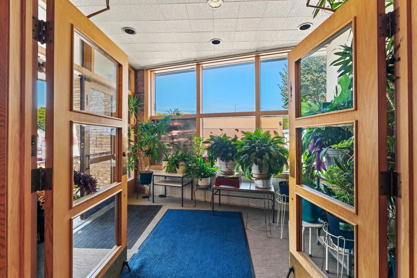 5831 Burleigh 4