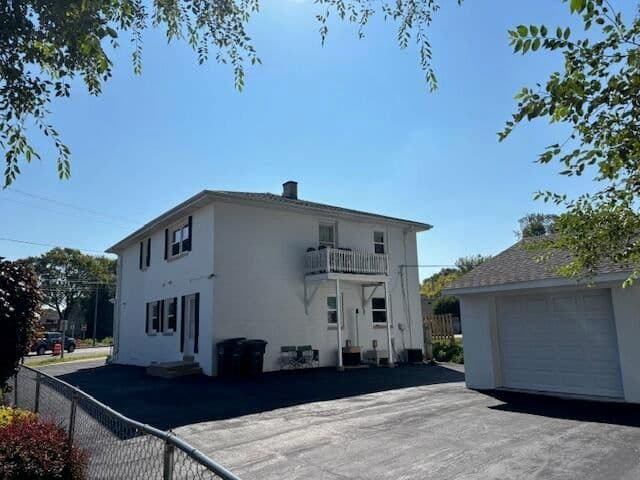 5600 Forest Home 3