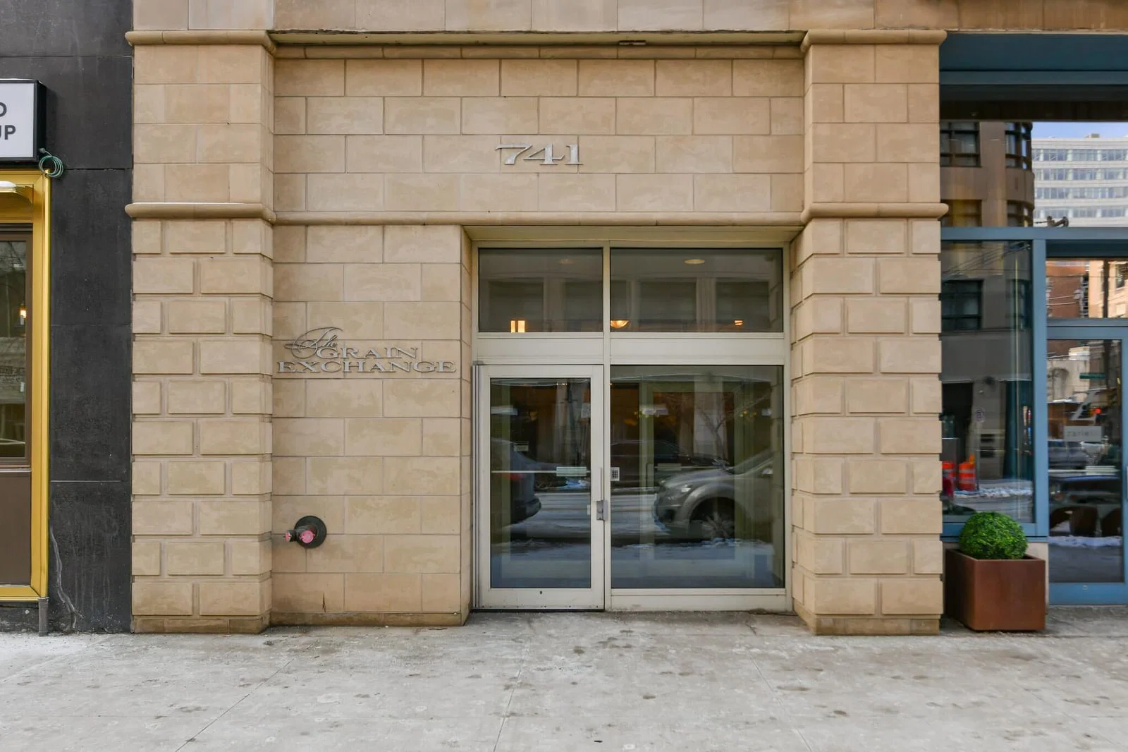 741 Milwaukee 5