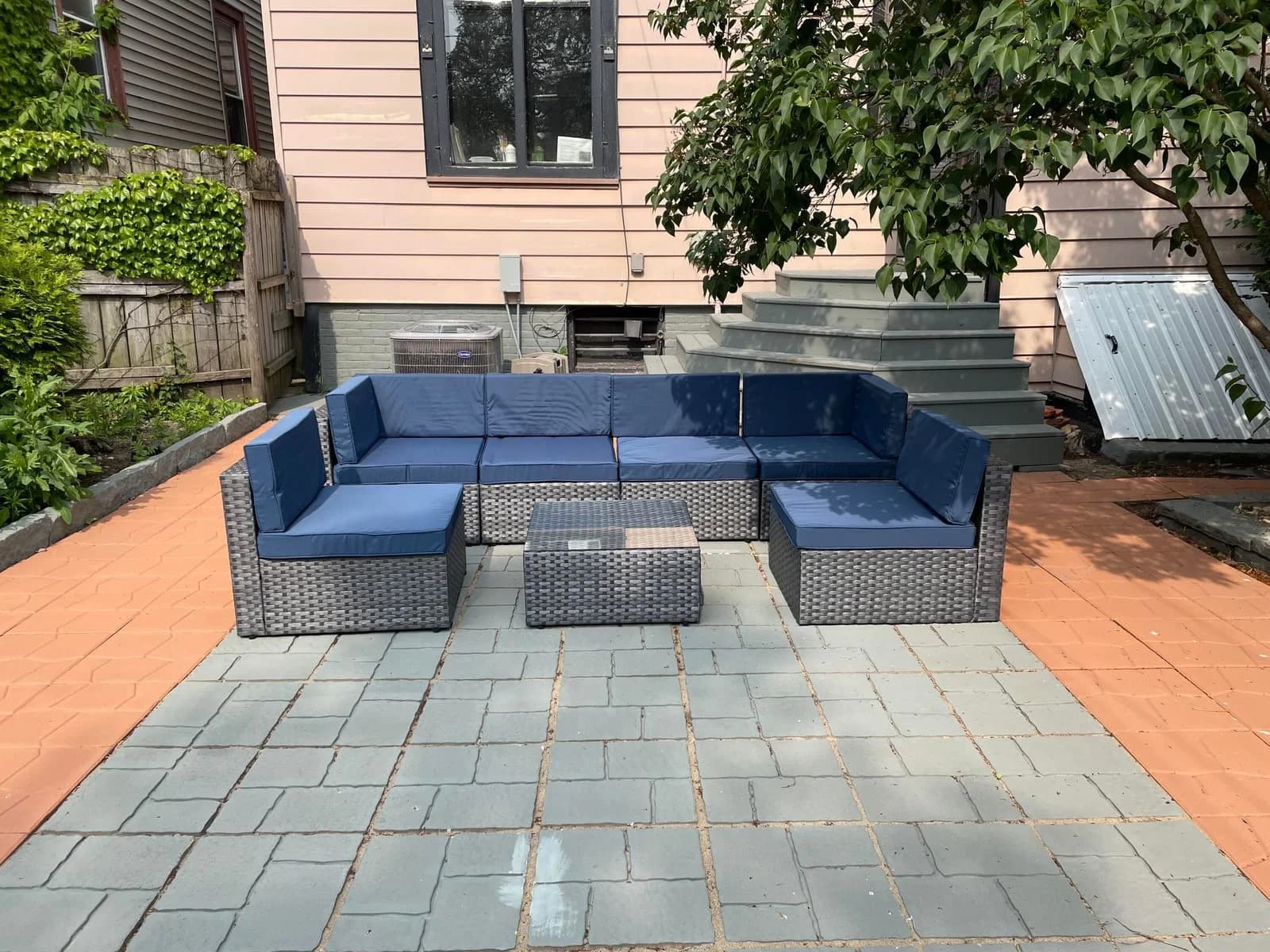 2736 OAKLAND 2