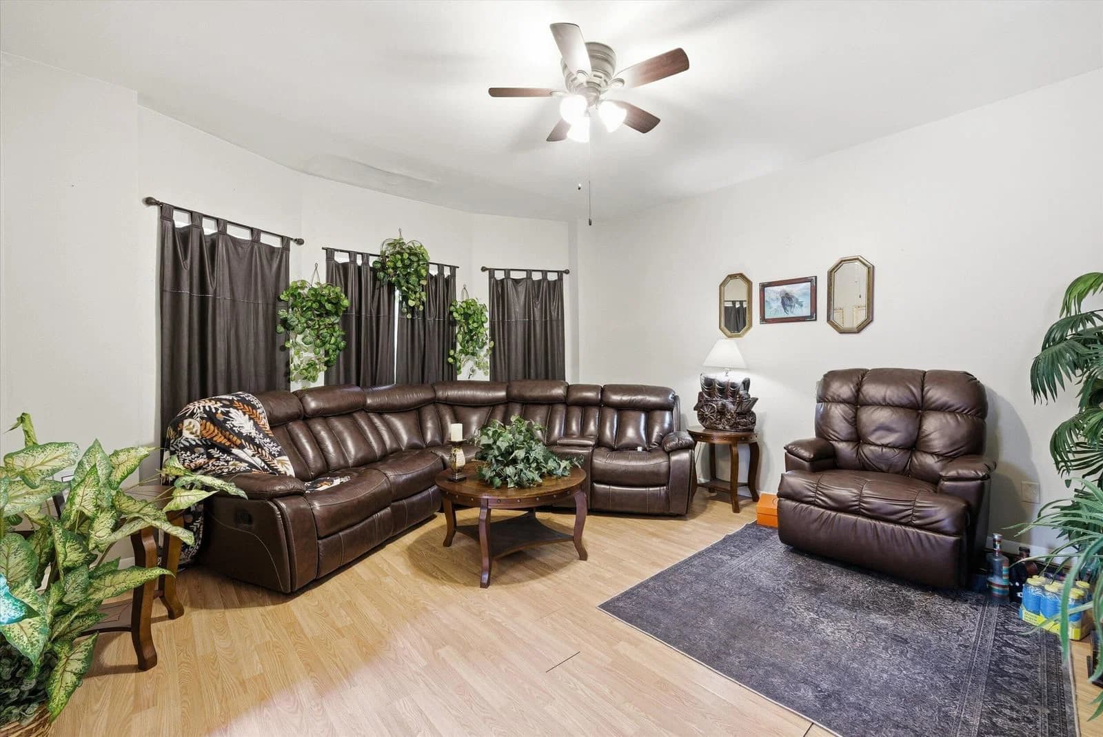 2338 Dr William Finlayson 5