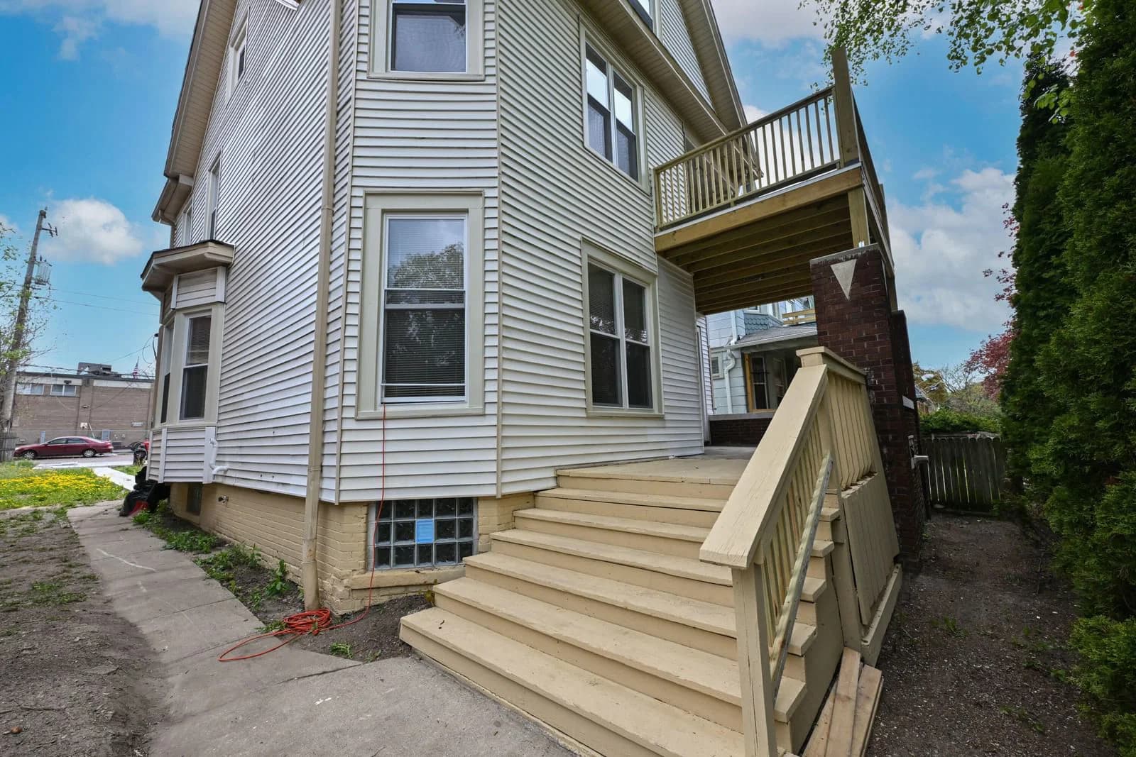 2825 Juneau 3
