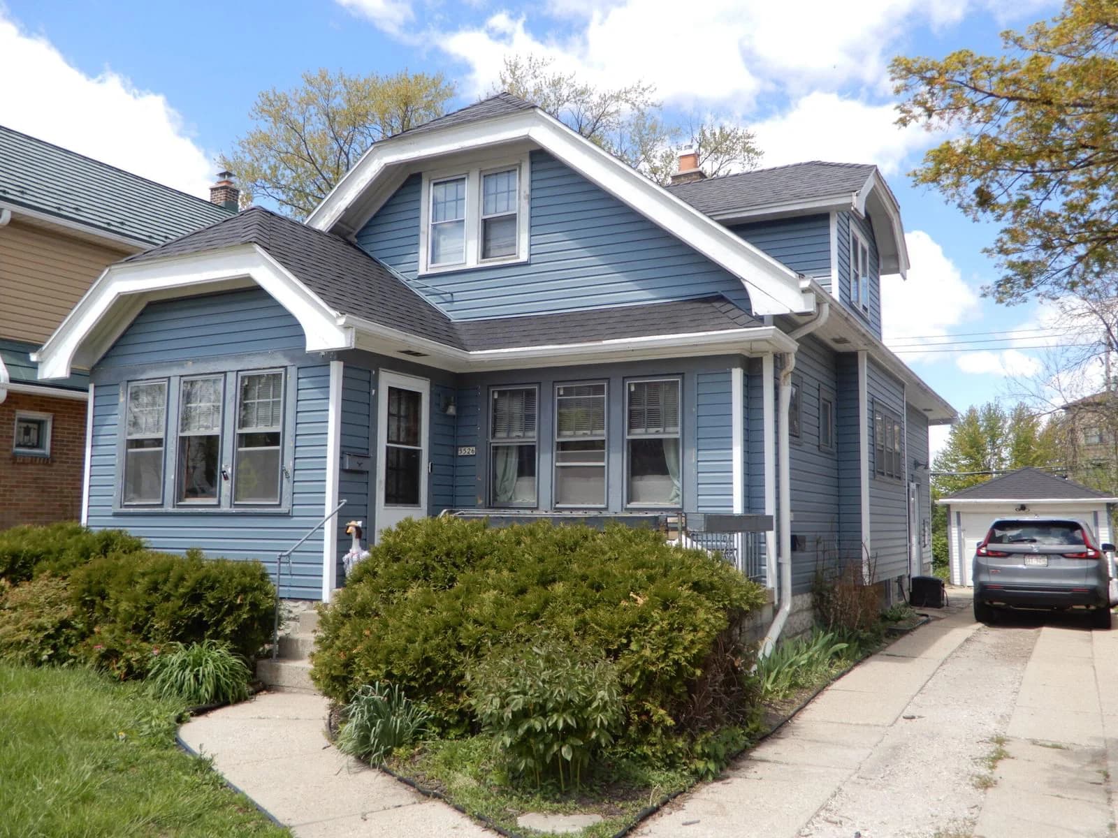 5526 Wells St, Milwaukee, WI 53208 2