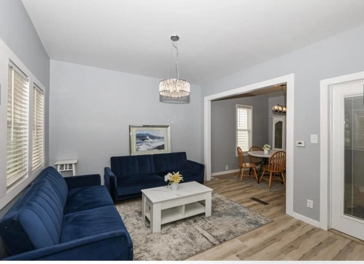 1320 Milwaukee 5