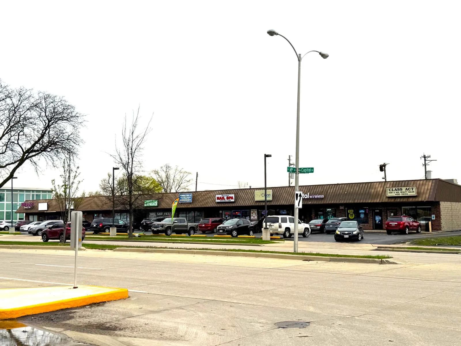 6500 Capitol 3