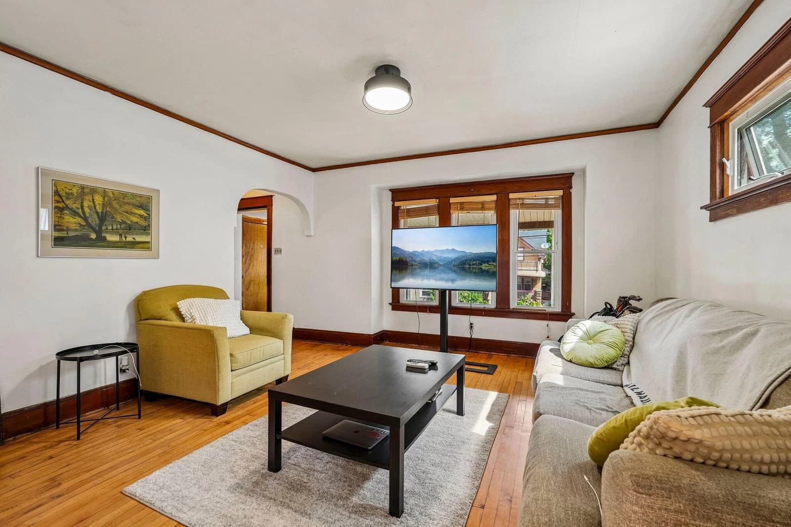 3837 Mt Vernon 5