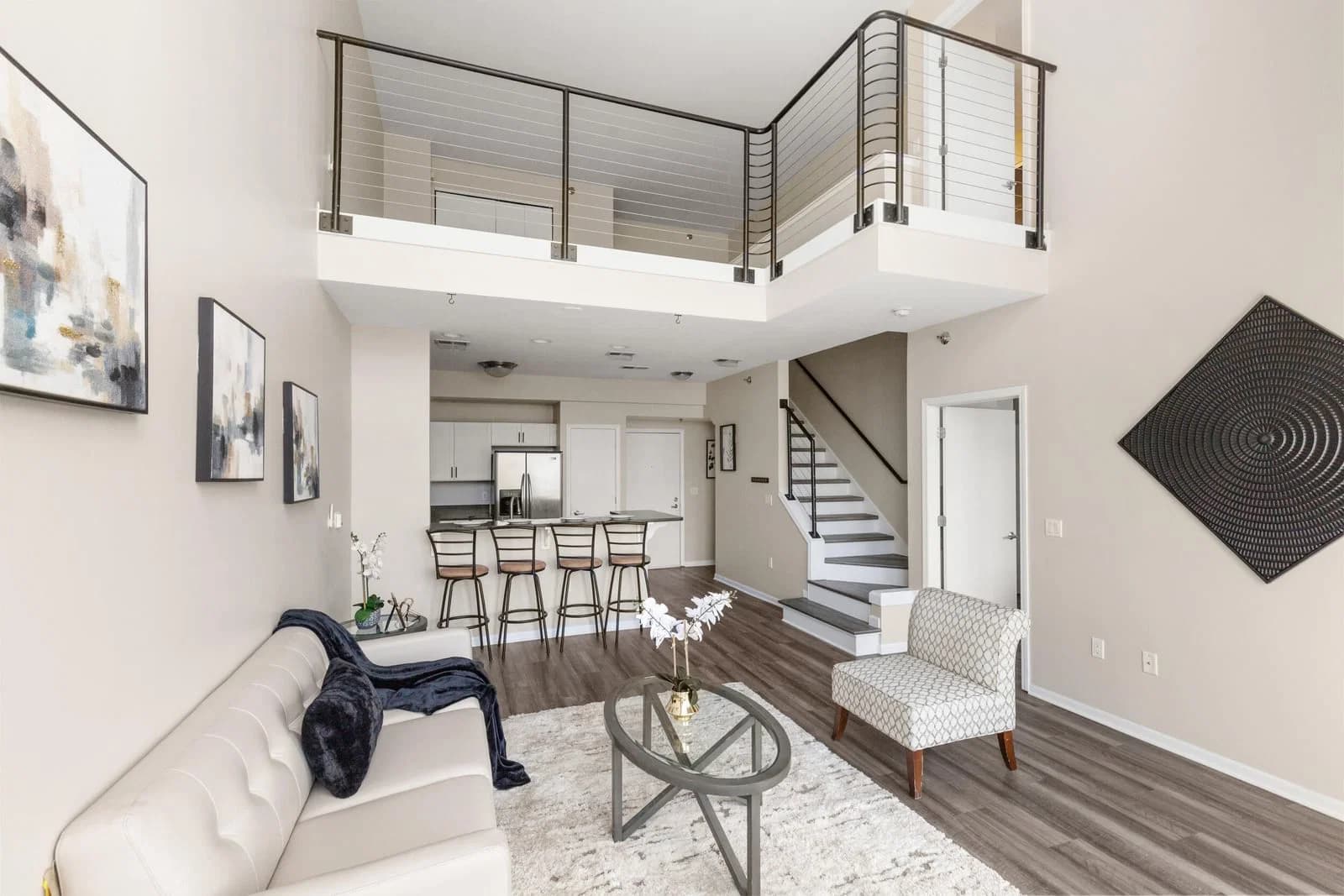 2121 Kinnickinnic 3