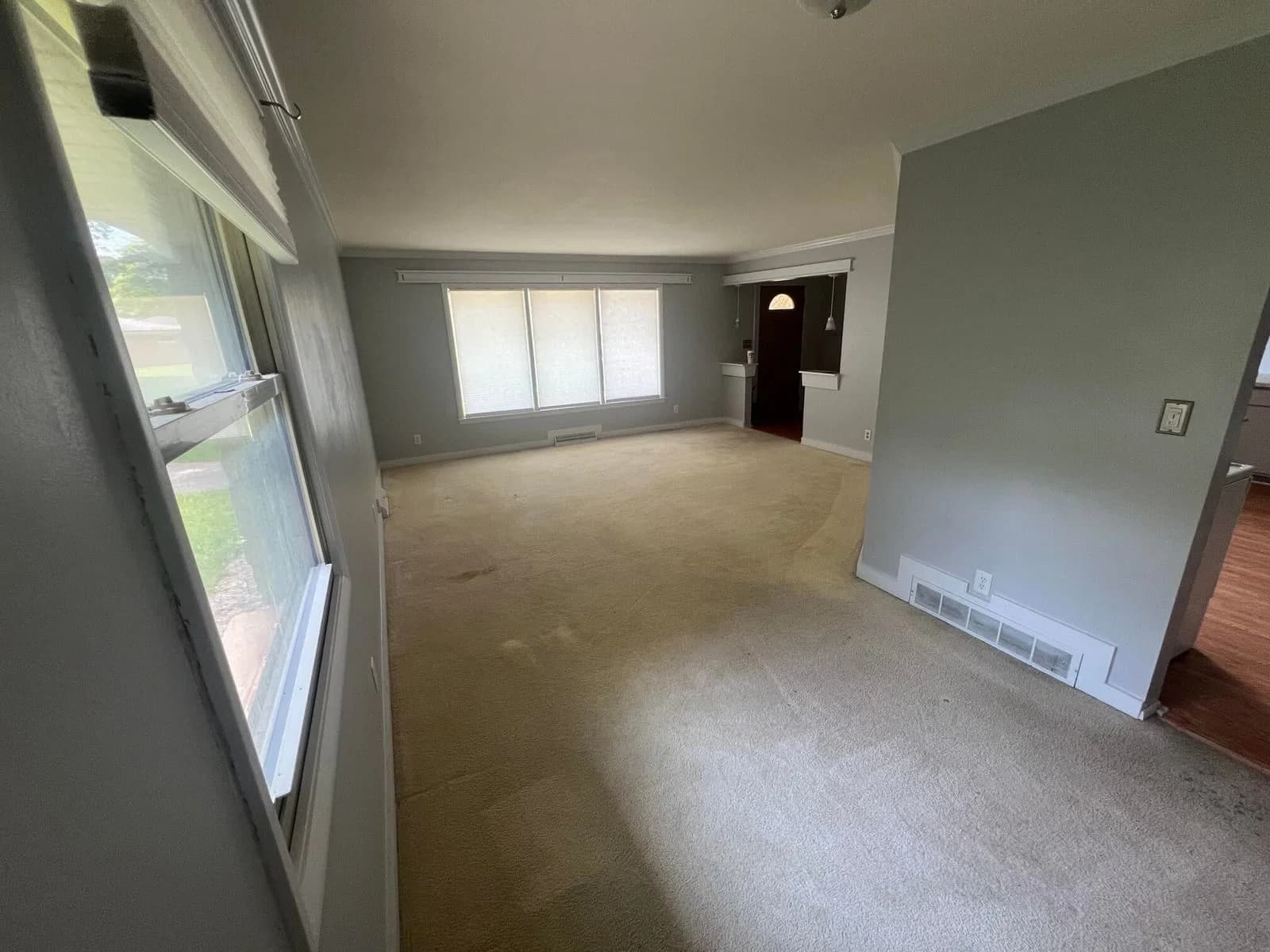 2212 Parnell 2