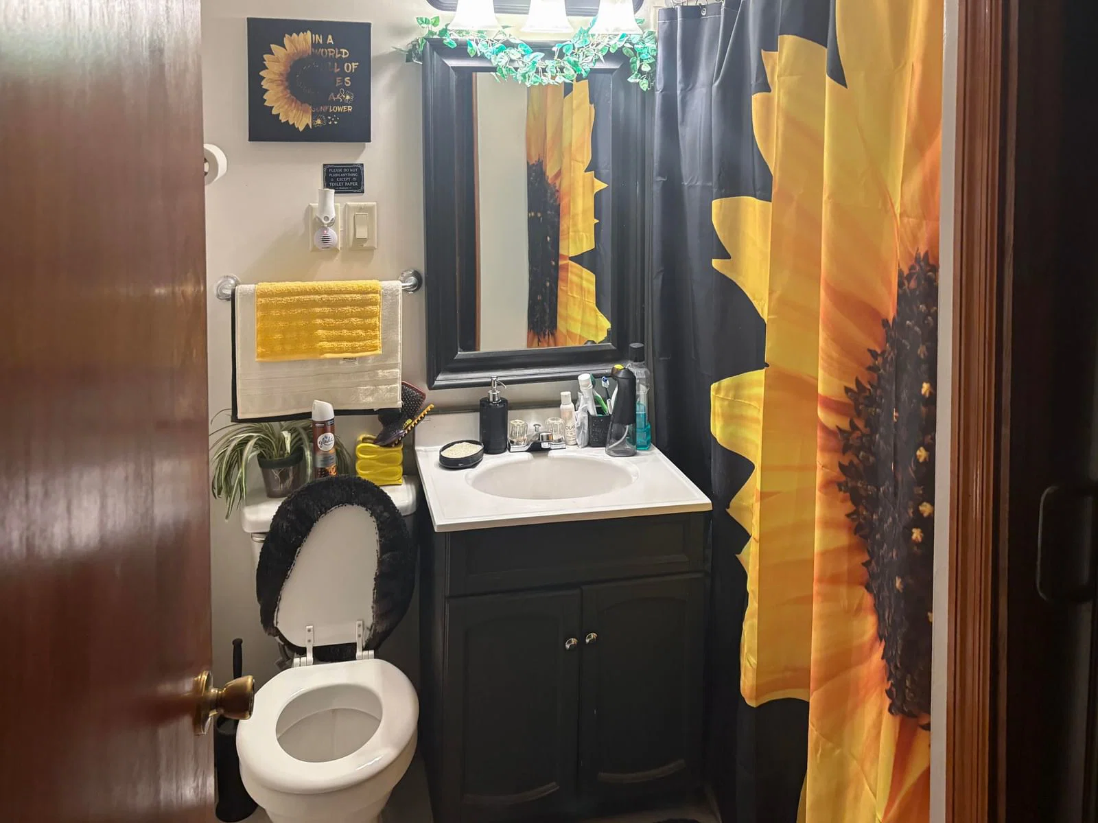5735 Green Tree 4