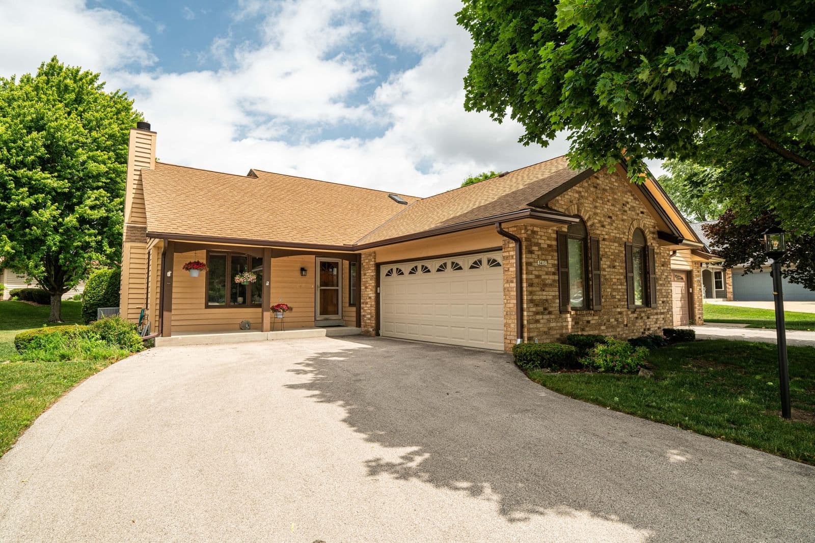 5413 Somerset 2