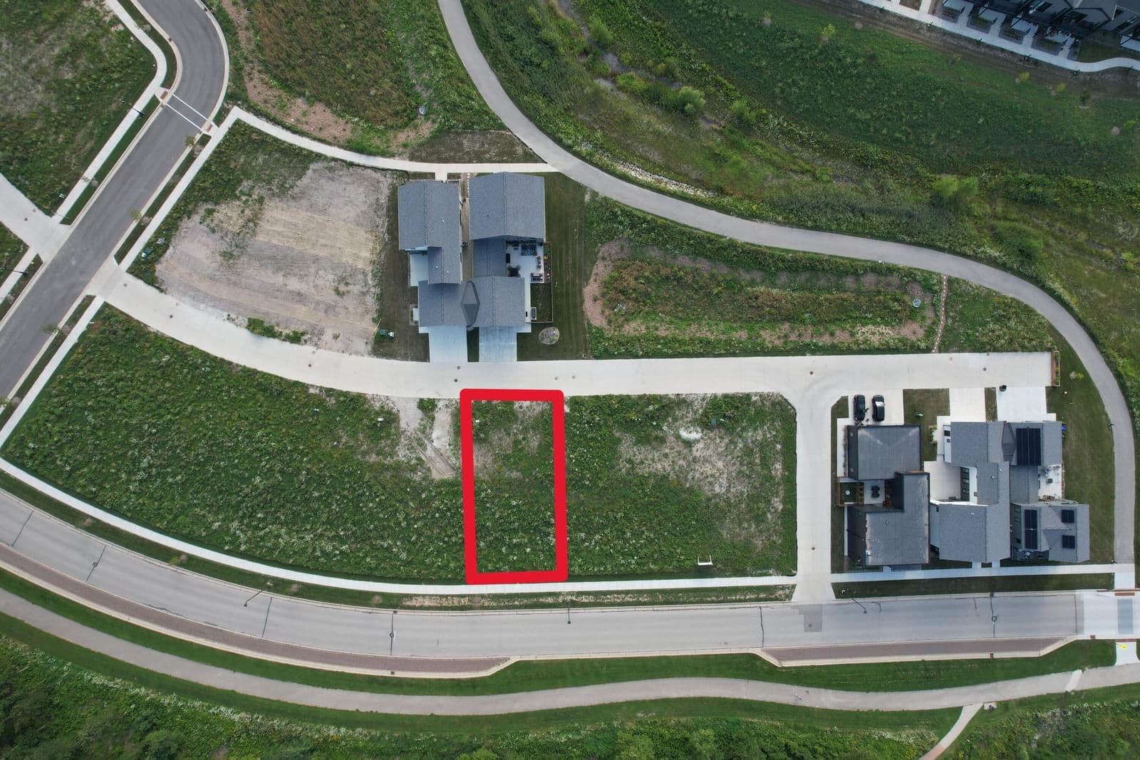 9385 Lake Vista 2