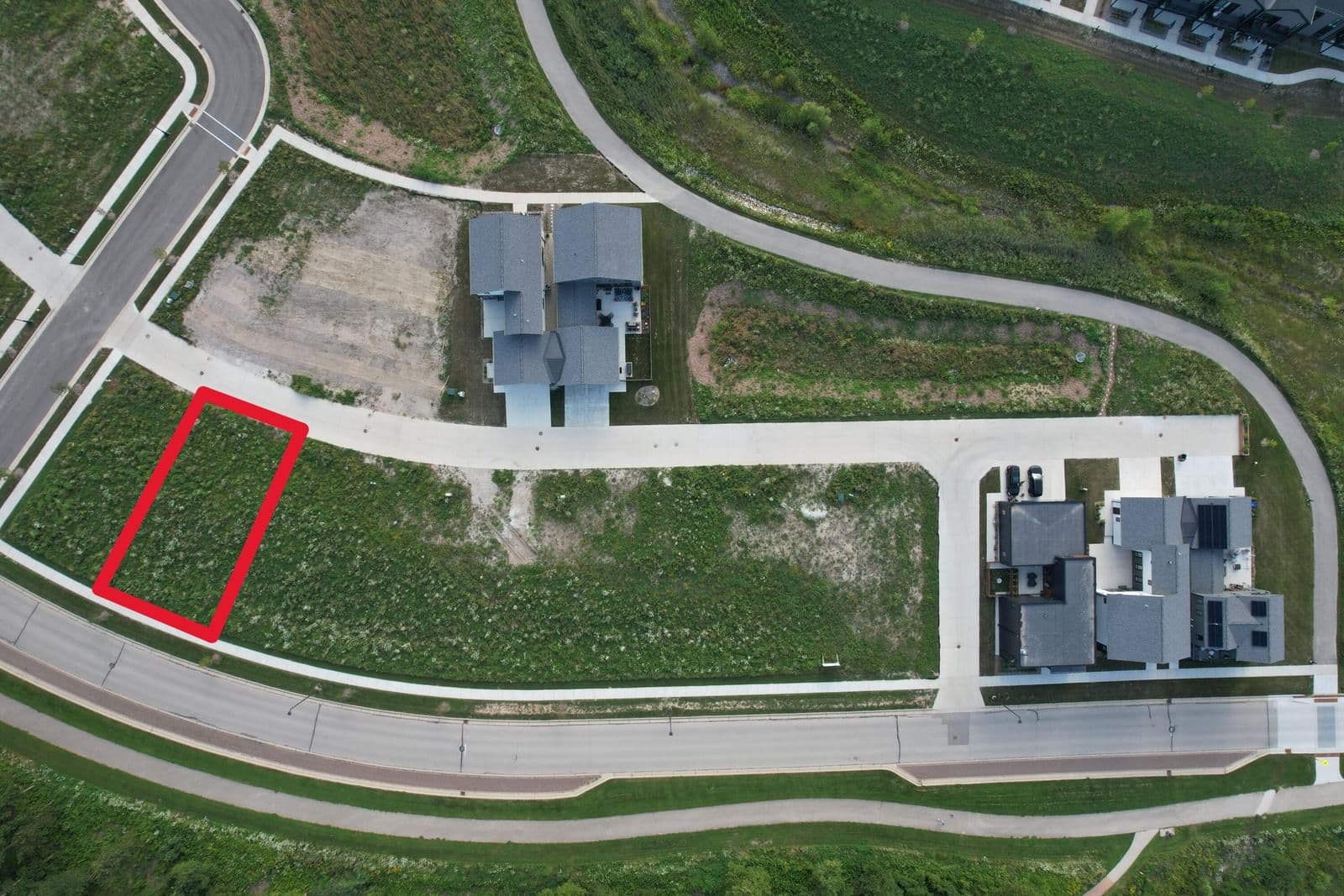 9423 Lake Vista 2