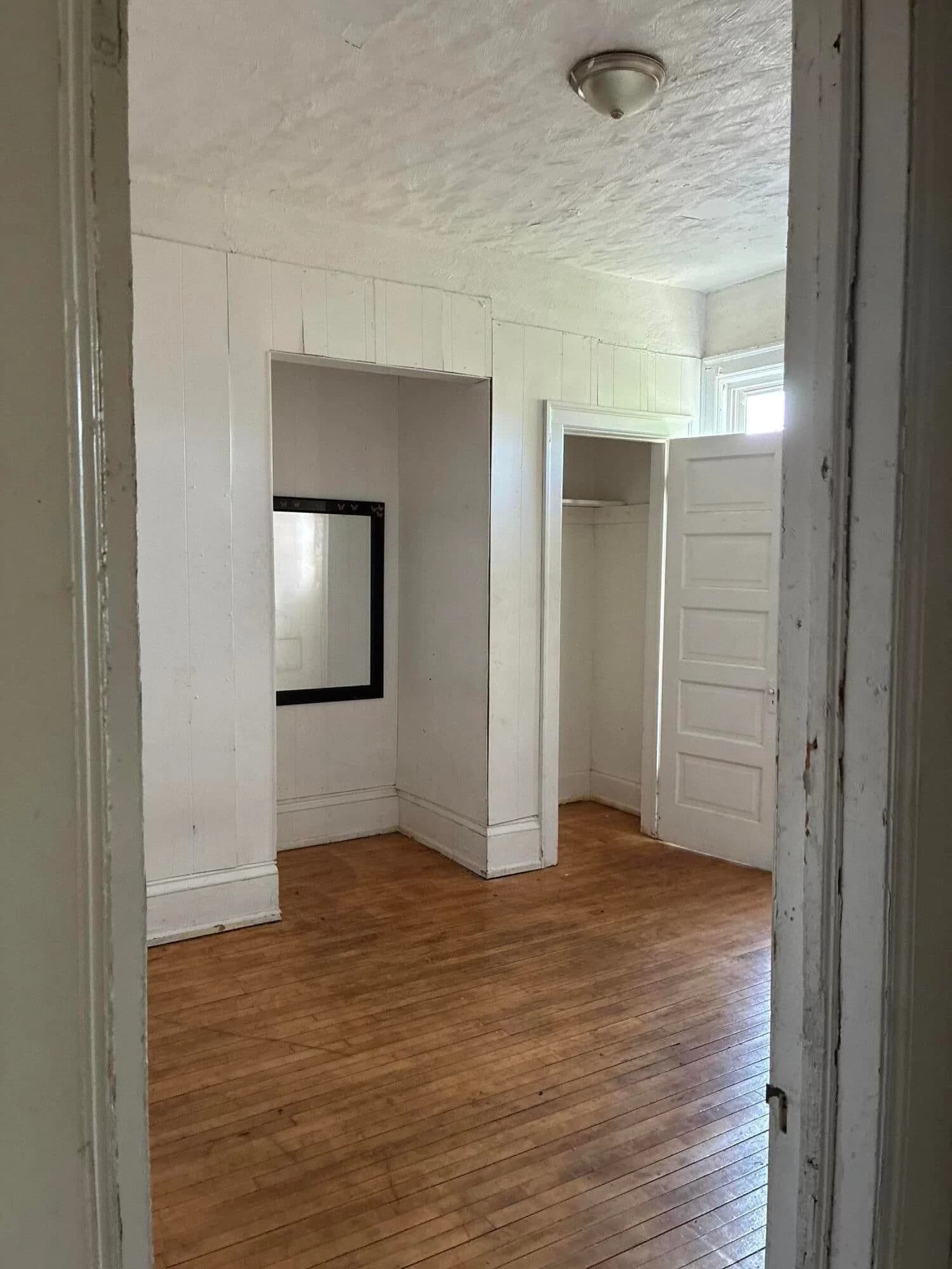 3320 Saint Paul 5