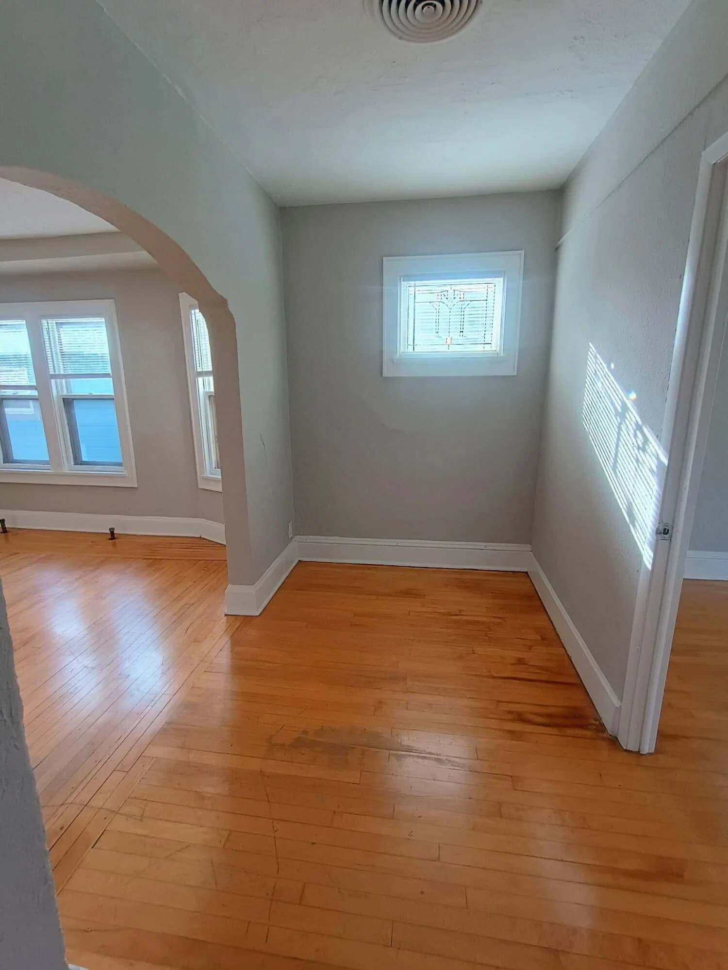 1650 Arlington 5
