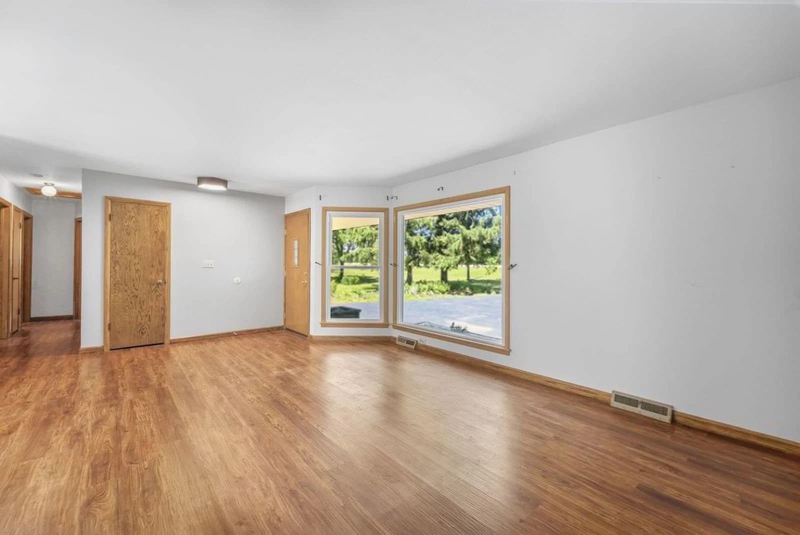 11801 Appleton 3