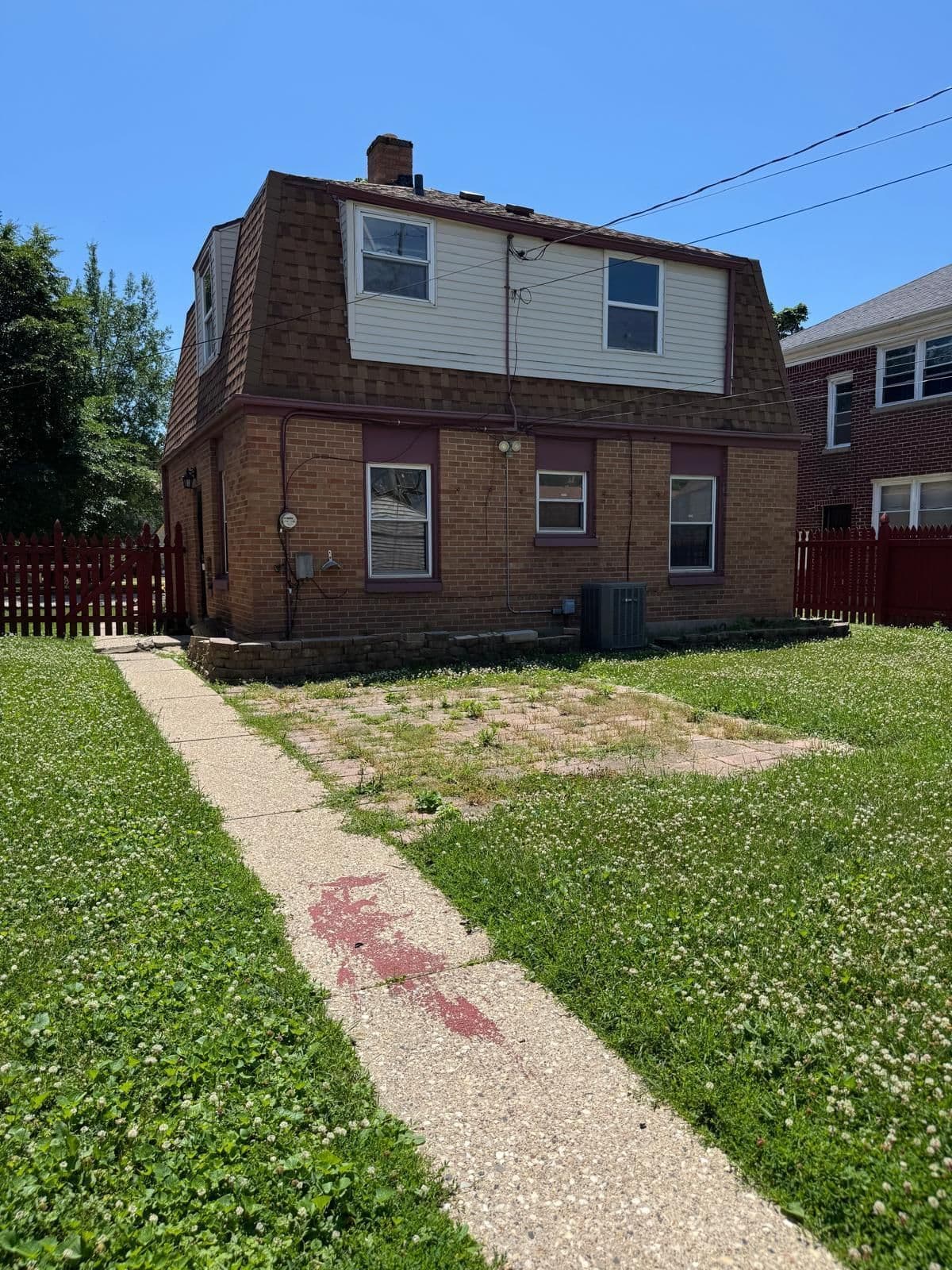 3714 Capitol 3
