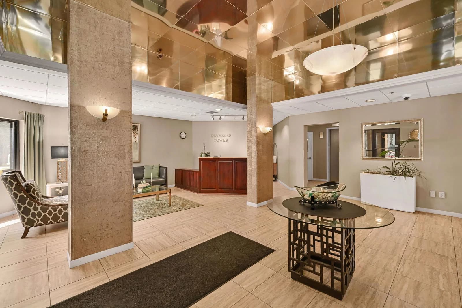 1633 Prospect 4
