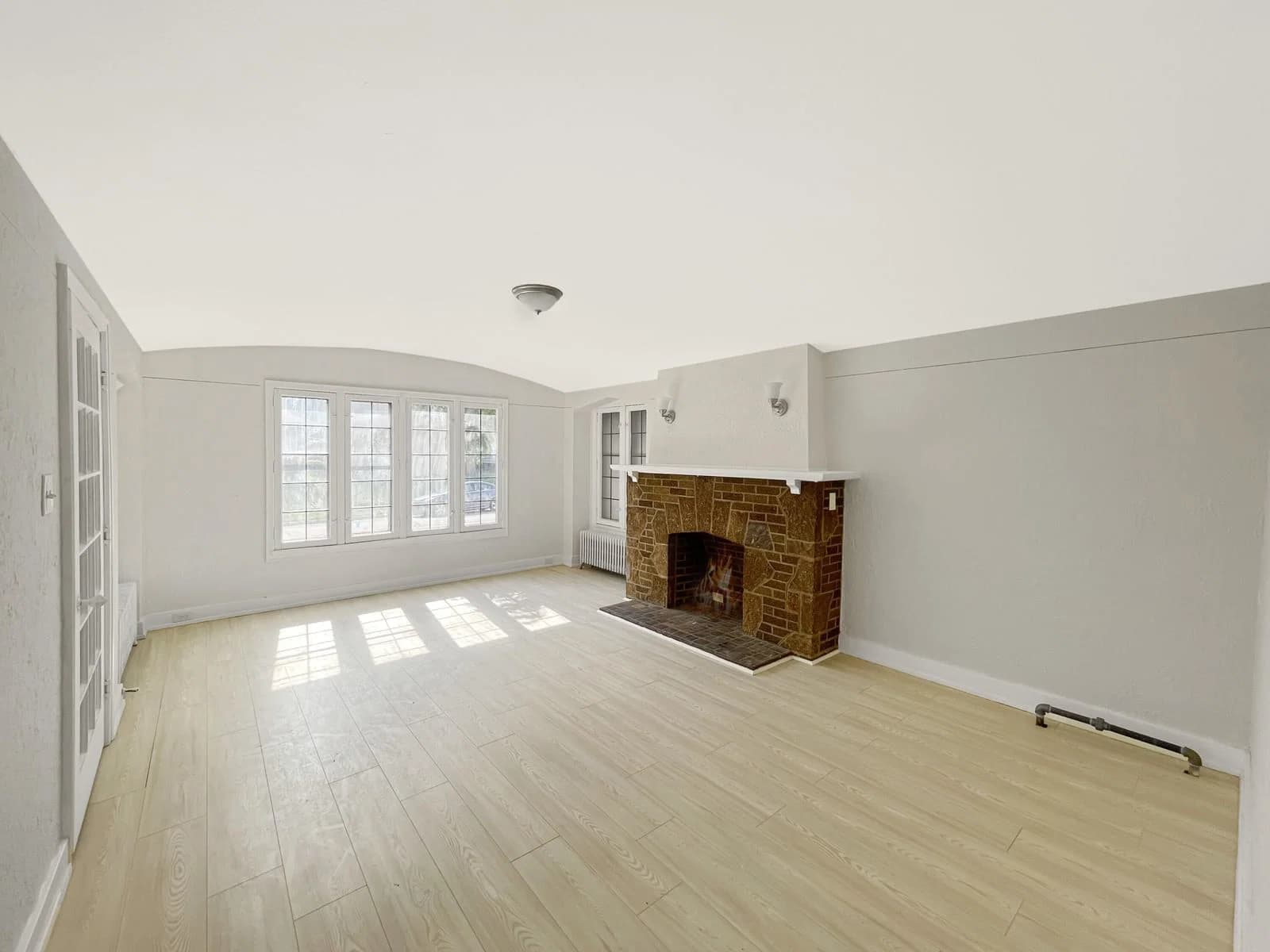 1501 Capitol 2