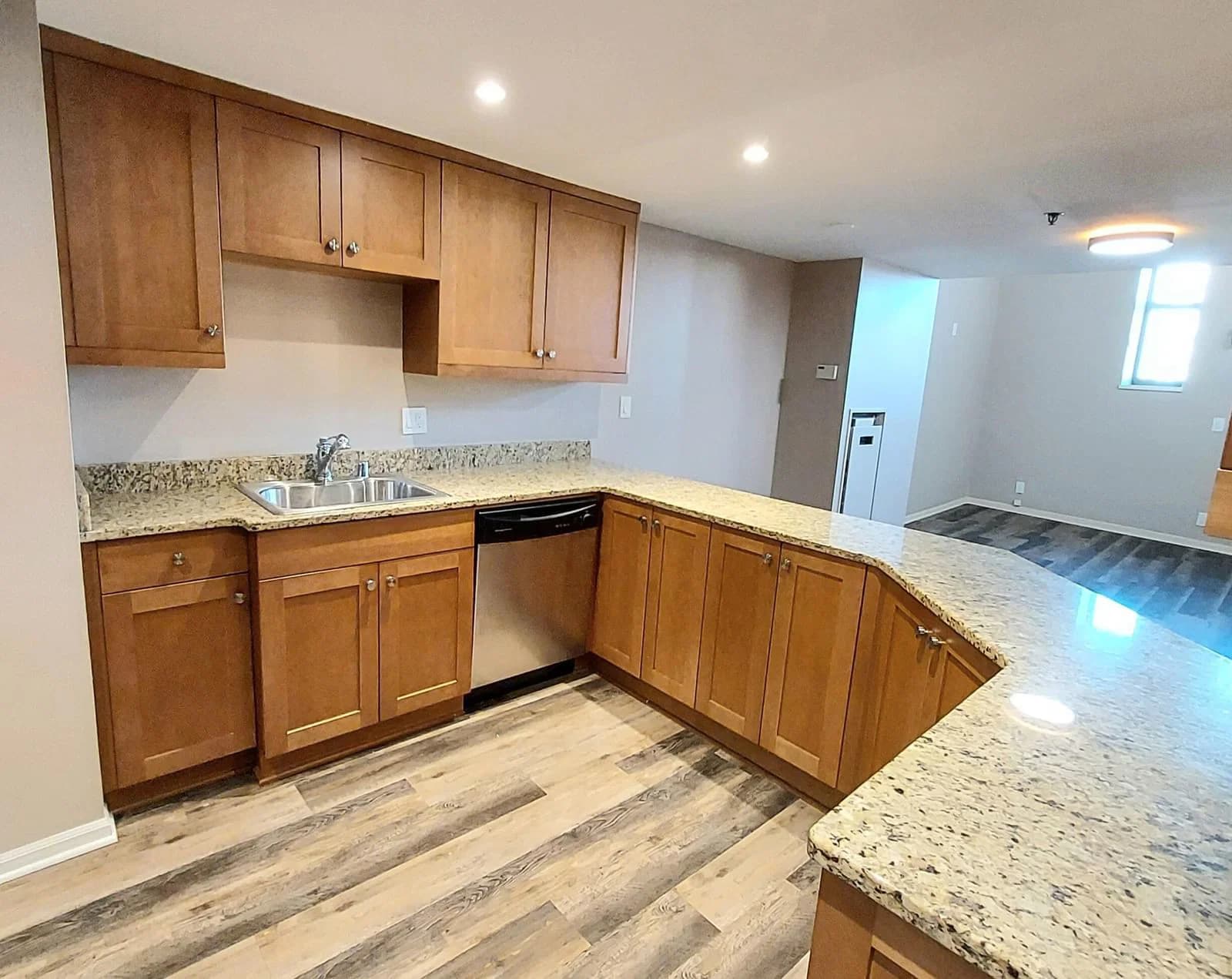 270 Highland 3