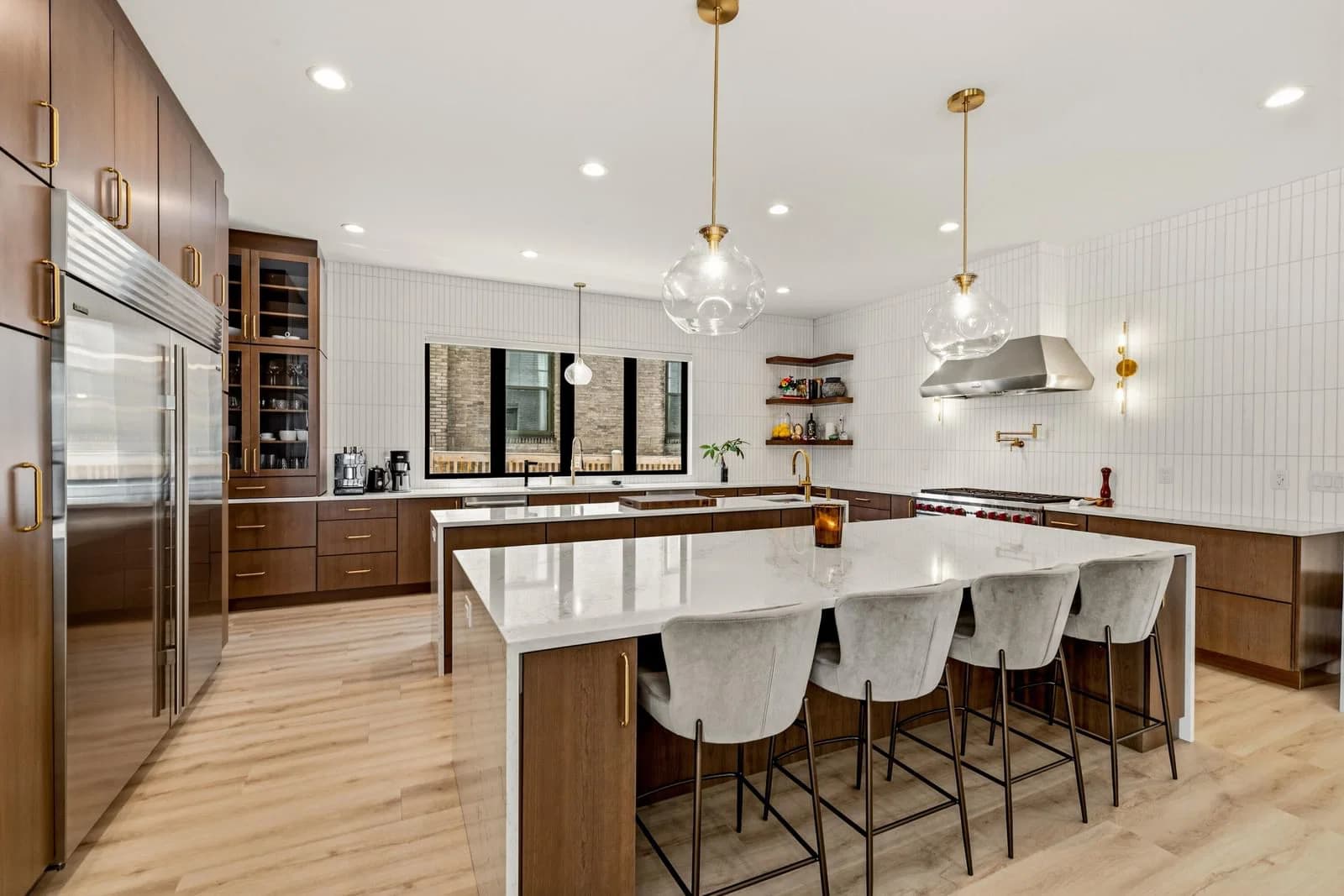 2409 Terrace 2