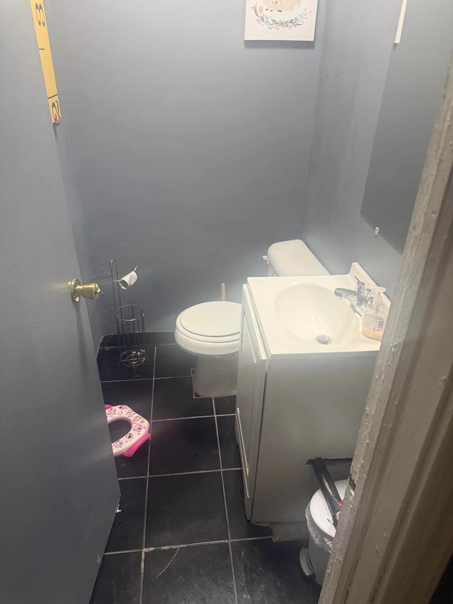 4557 Hopkins 4