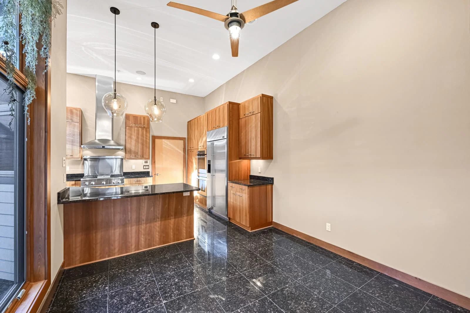 7513 Tuckaway Pines 4