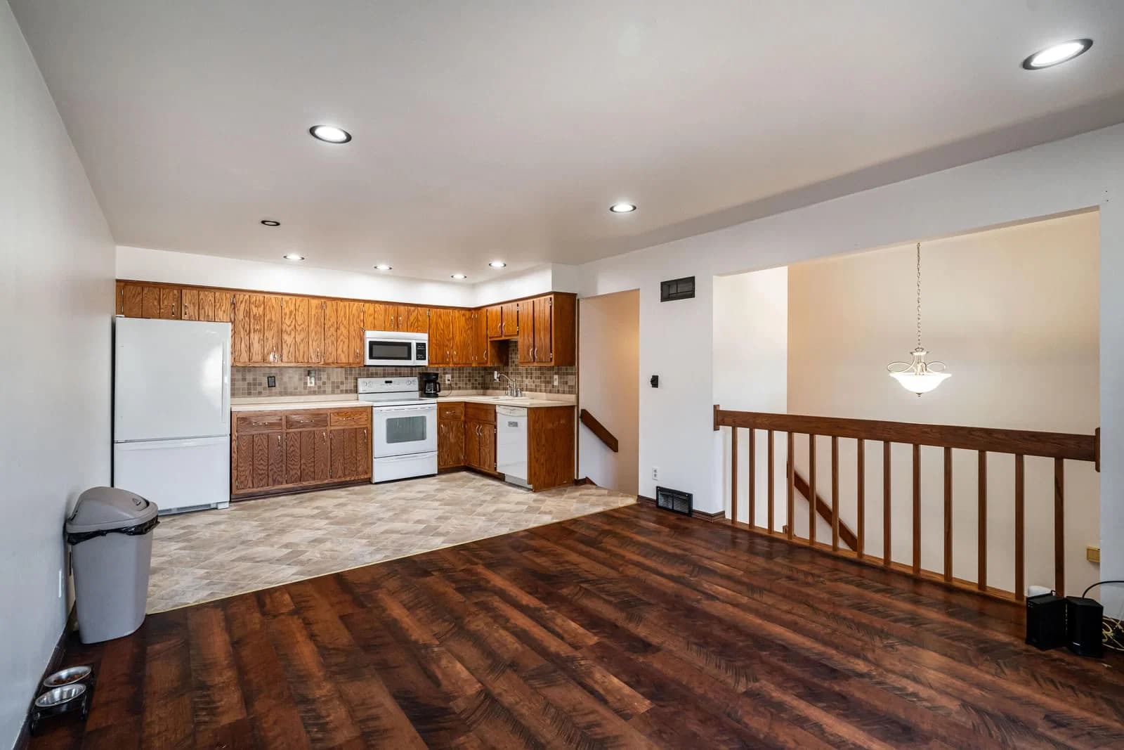 6441 Crabapple 4
