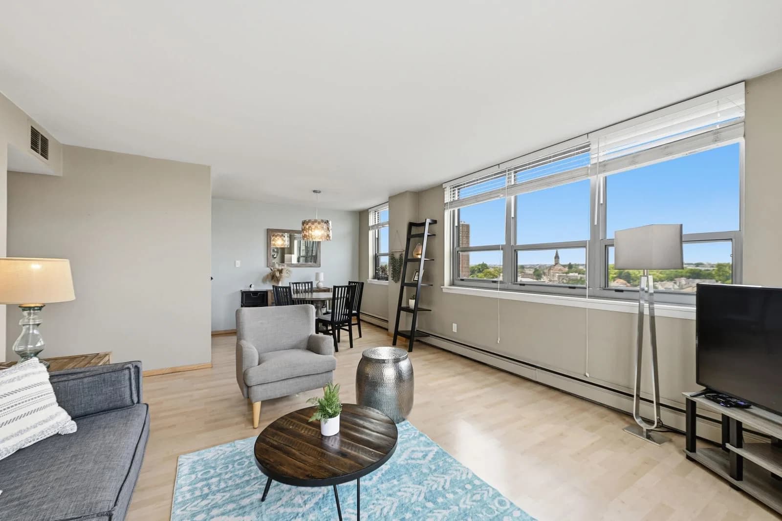 1707 Prospect 5