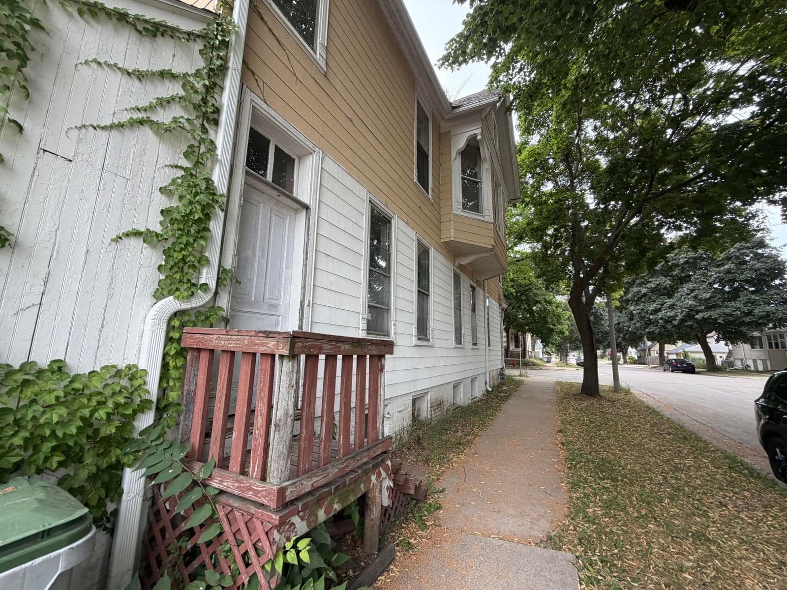 2477 Burrell 3