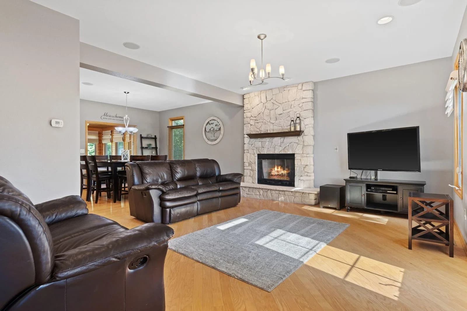 8620 Hunting Park 5
