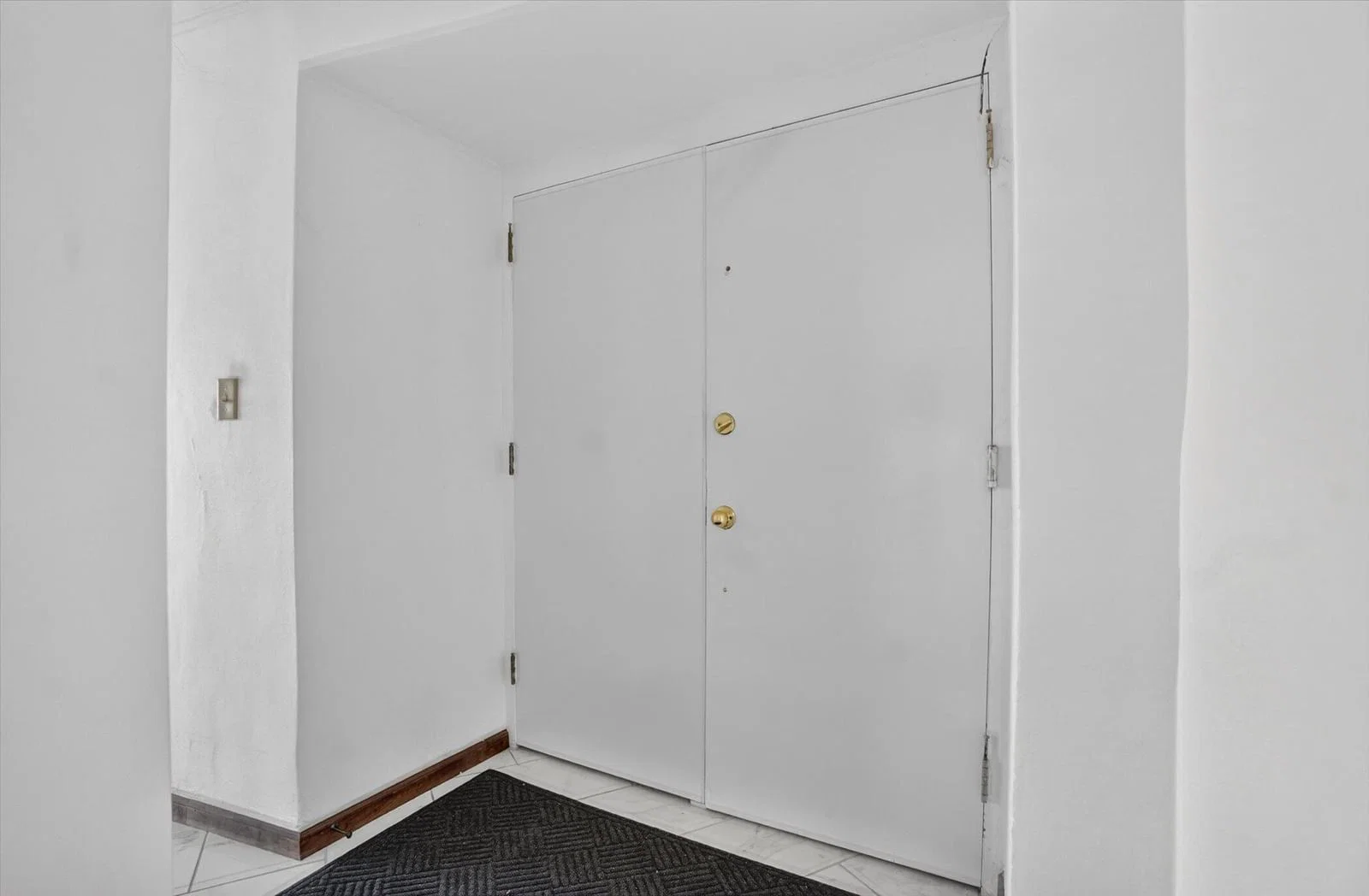 2525 Shore 3