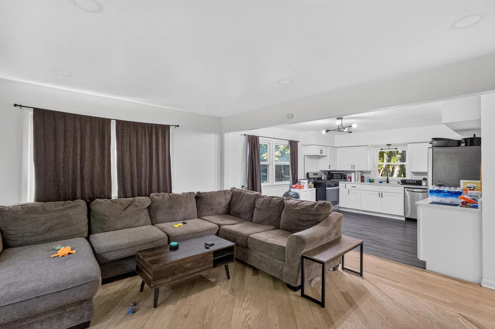 5222 Hemlock 4