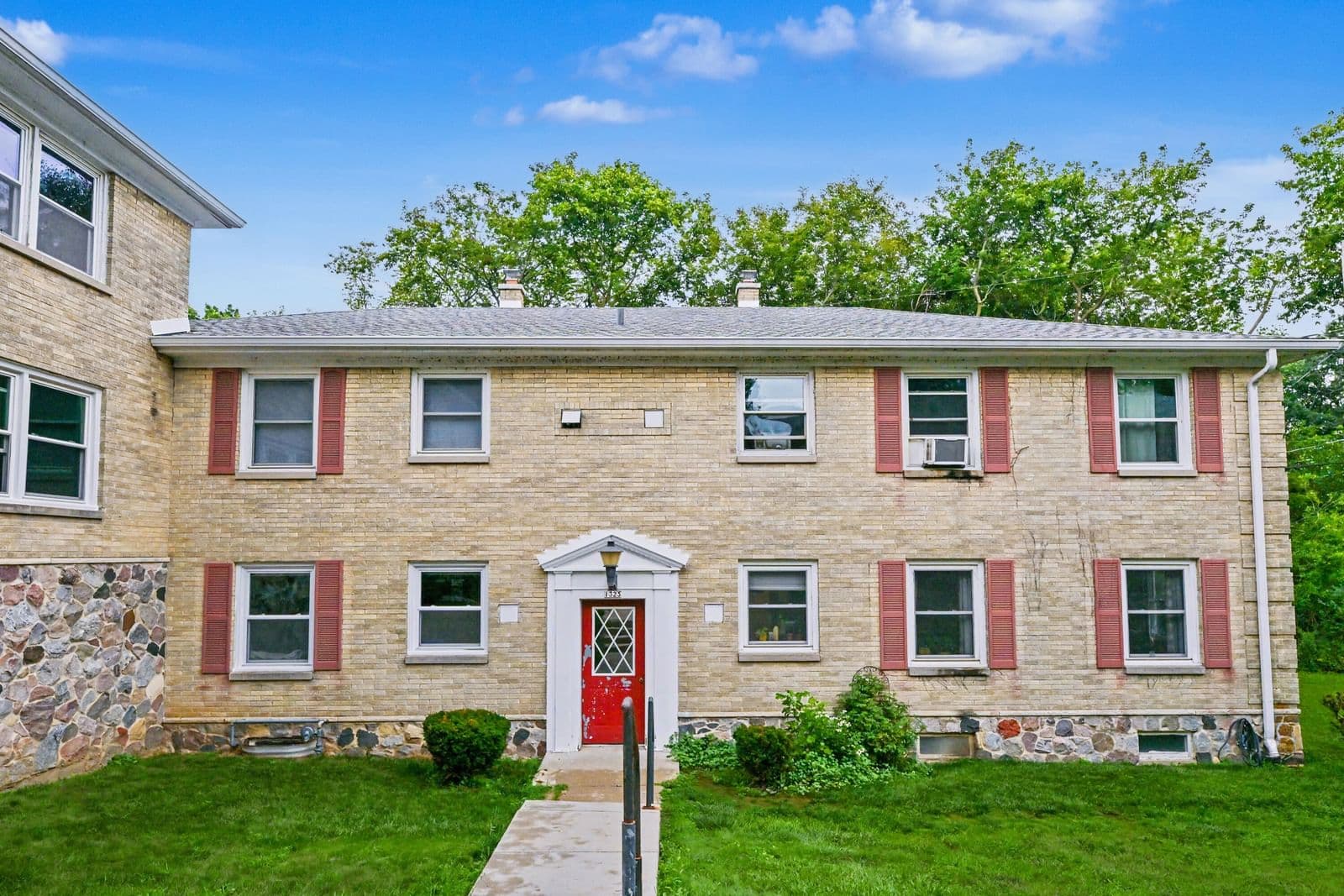 1323 Randolph 2