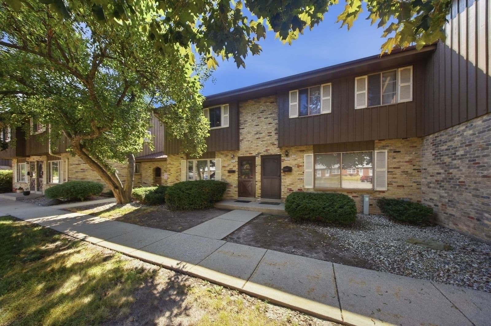9901 Beloit 2