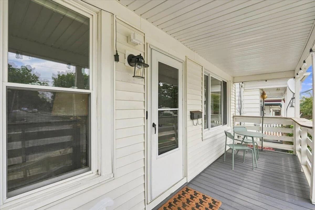 1230 Pryor 5
