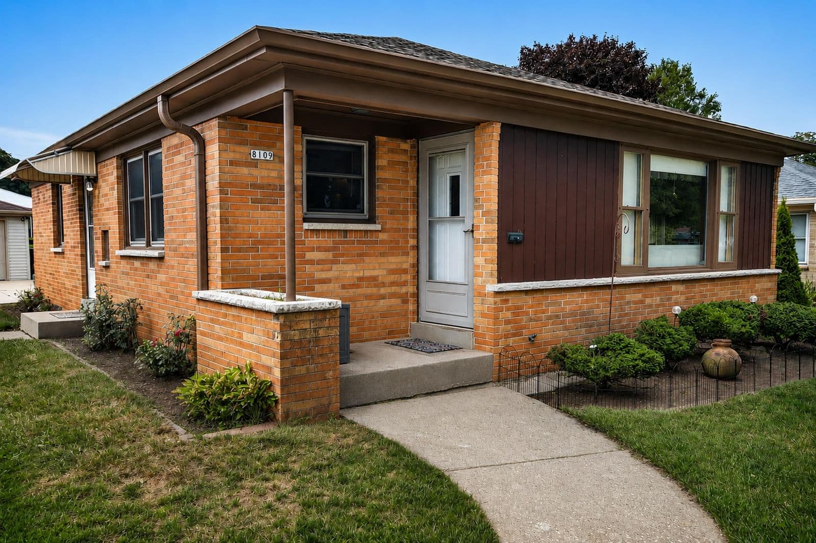8109 Potomac 4
