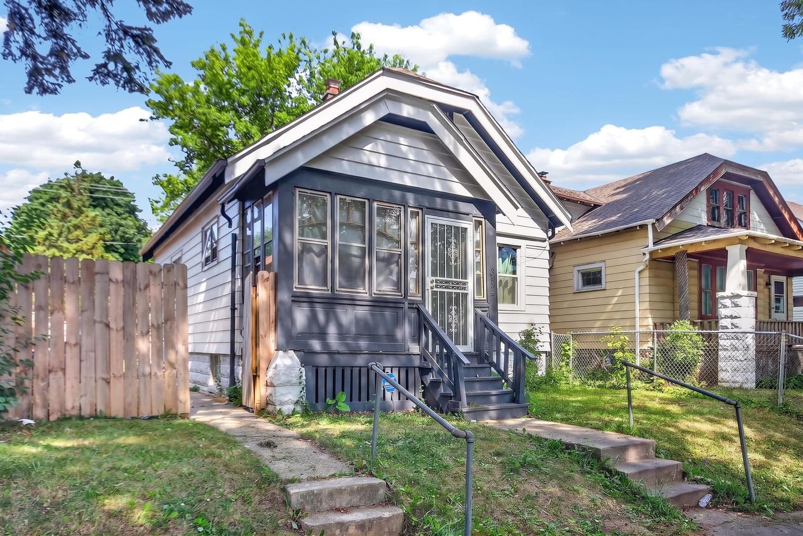 3827 Dr William Finlayson 3