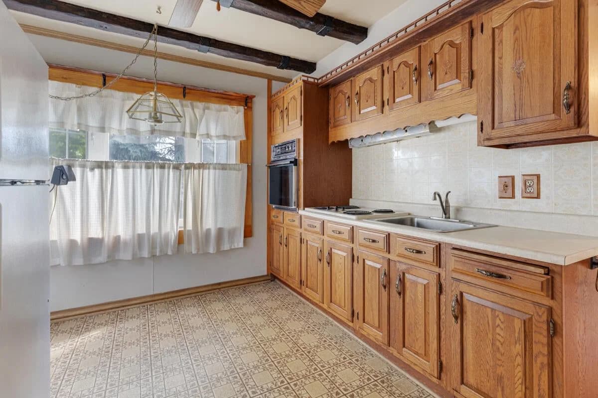 3230 Ruskin 5