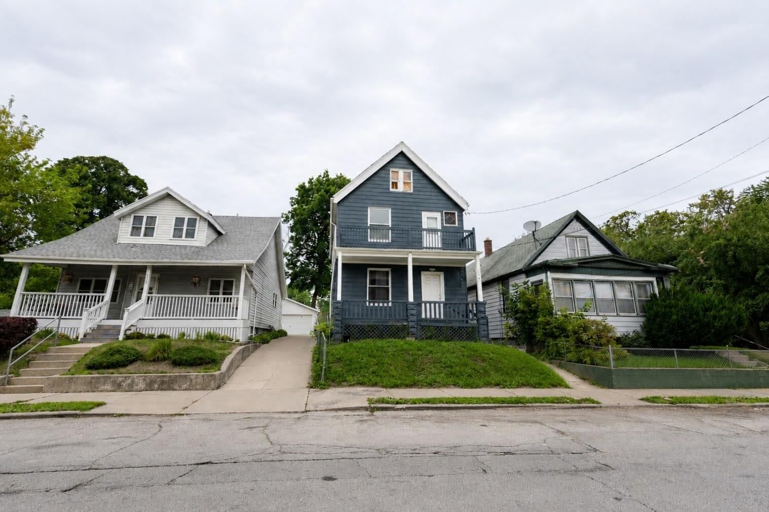 1554 Chambers 2